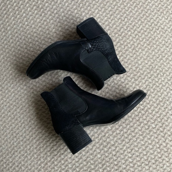 George J Love Black Leather Ankle Boots with Animal Print Detail - Picture 9 of 13